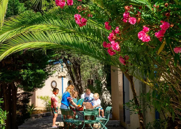 Résidence Goélia Les Jardins D'azur Aparthotel