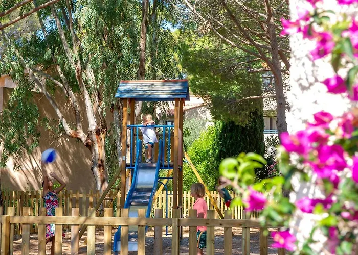 Goelia Les Jardins D'azur Lägenhetshotell 3*